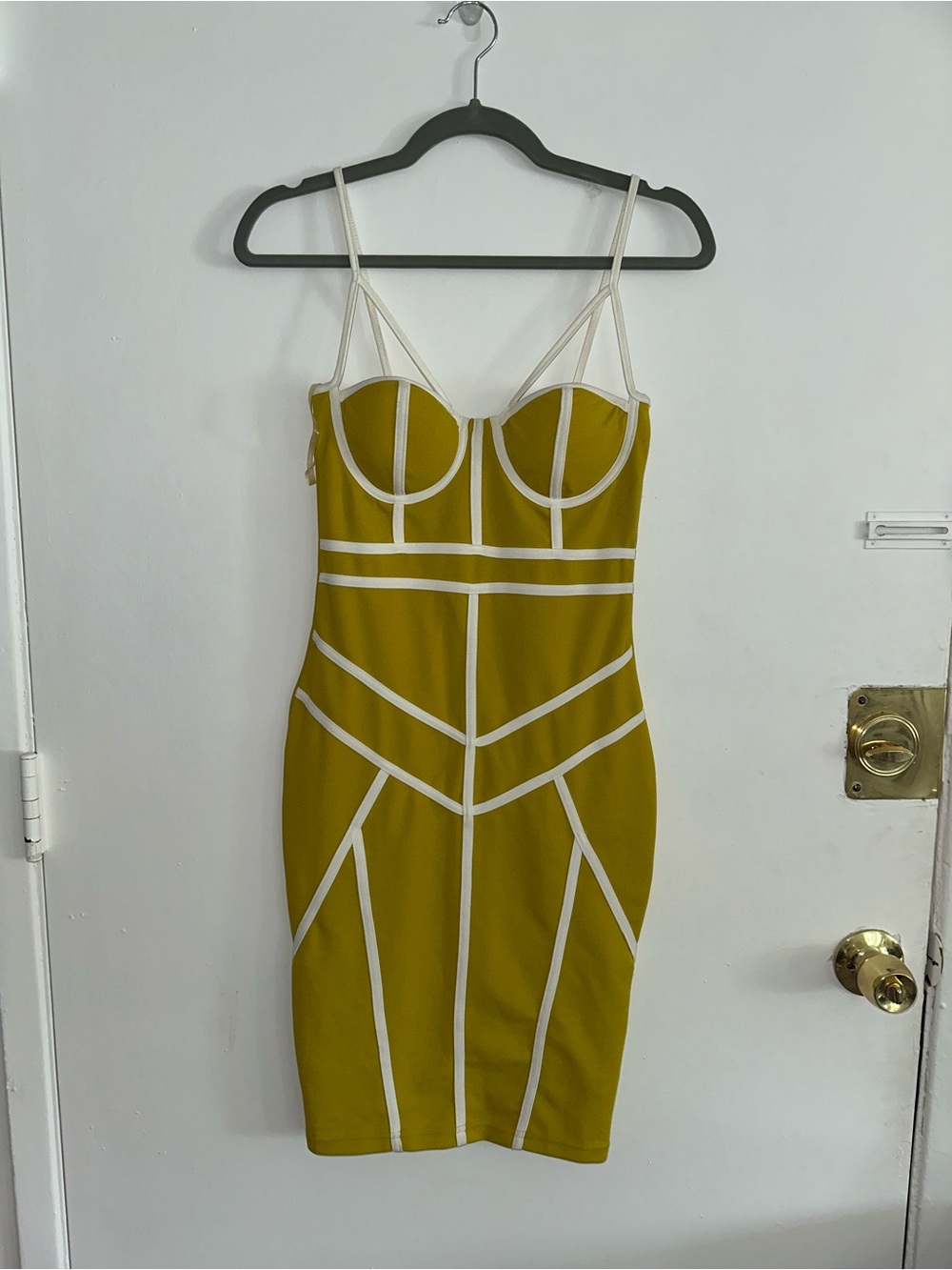 Chartreuse Green Contrast-Trim Bodycon Dress